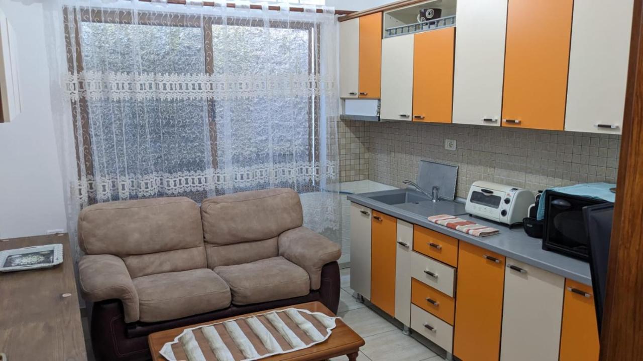 David Guesthouse Shkoder Luaran gambar